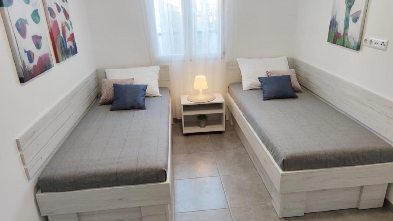 Apartments More Вис Экстерьер фото